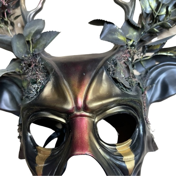 Halloween Molded Fairy/Forest Sprite/Faye Tie Back Mask - Picture 3 of 6